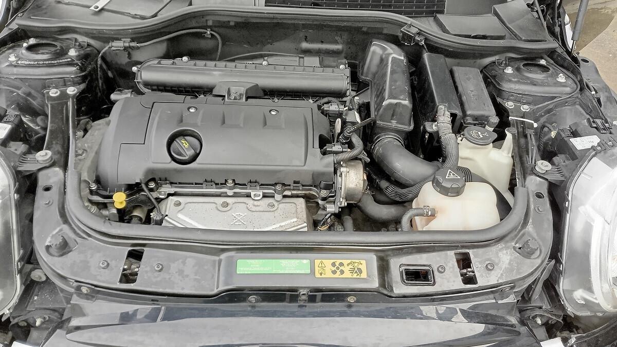 Mini Cooper 1.400 c.c. - 75 cv