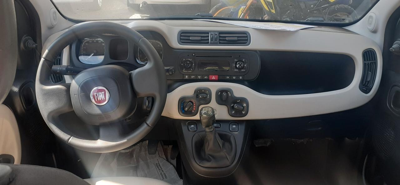 Fiat Panda 2014 - 1.3 mjt Lb automobili