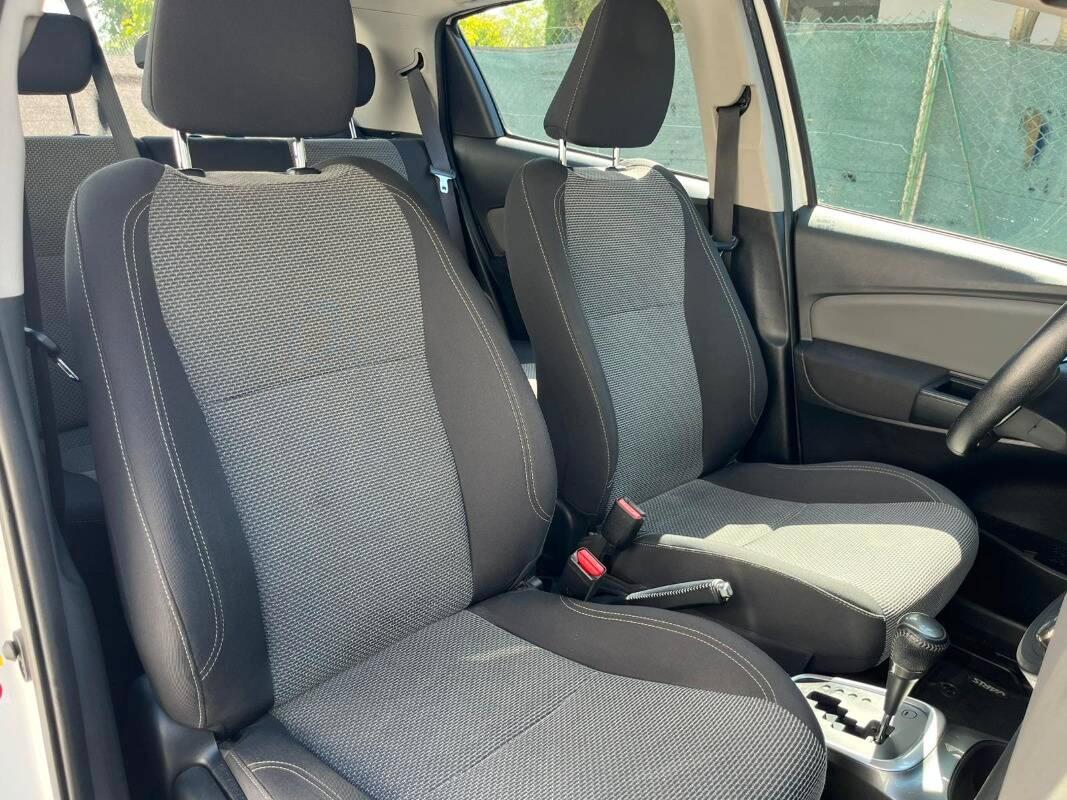 Toyota Yaris 1.5h Active 5p my16