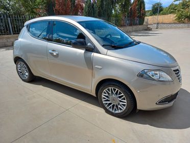 Lancia Ypsilon 1.2 69 CV SOLO 30000 KM !!!