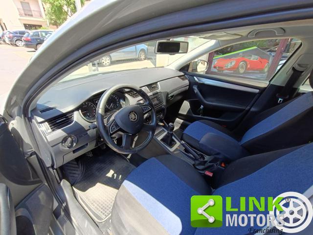 SKODA Octavia 1.6 TDI CR 105 CV Elegance NEOPATENTATI