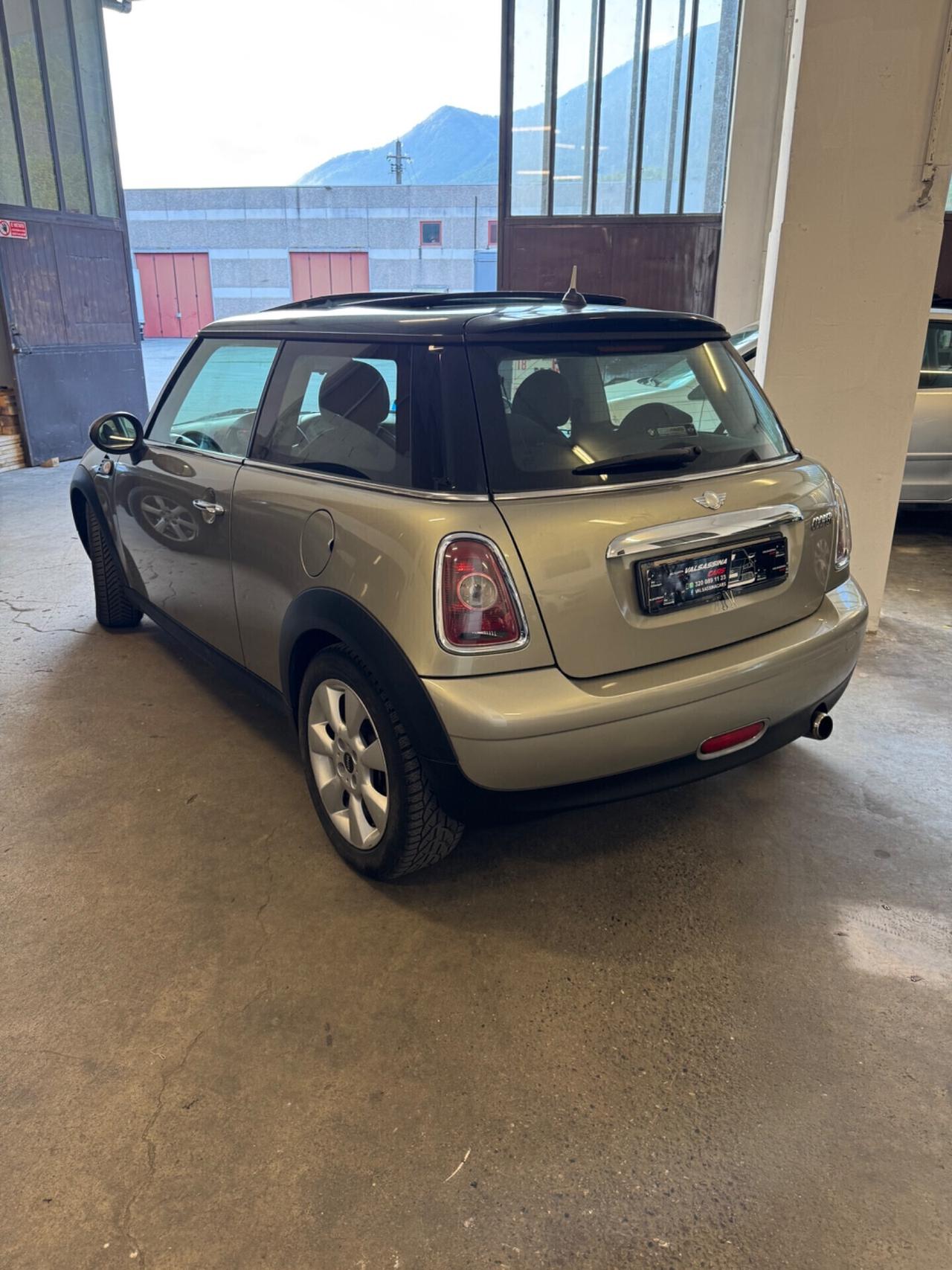 Mini 1.6 16V Cooper Chili