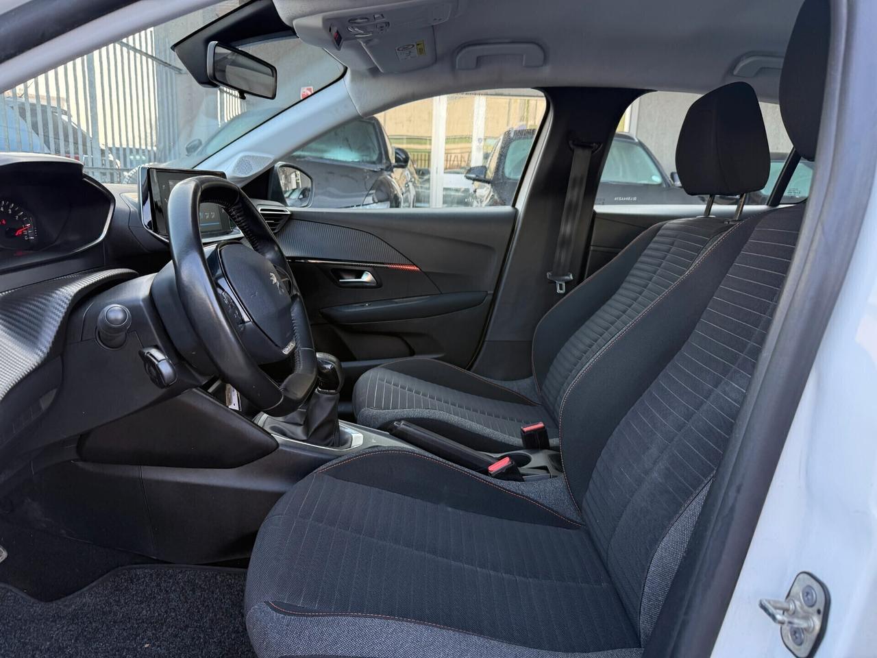 Peugeot 208 EURO 6E NEOPATENTATI