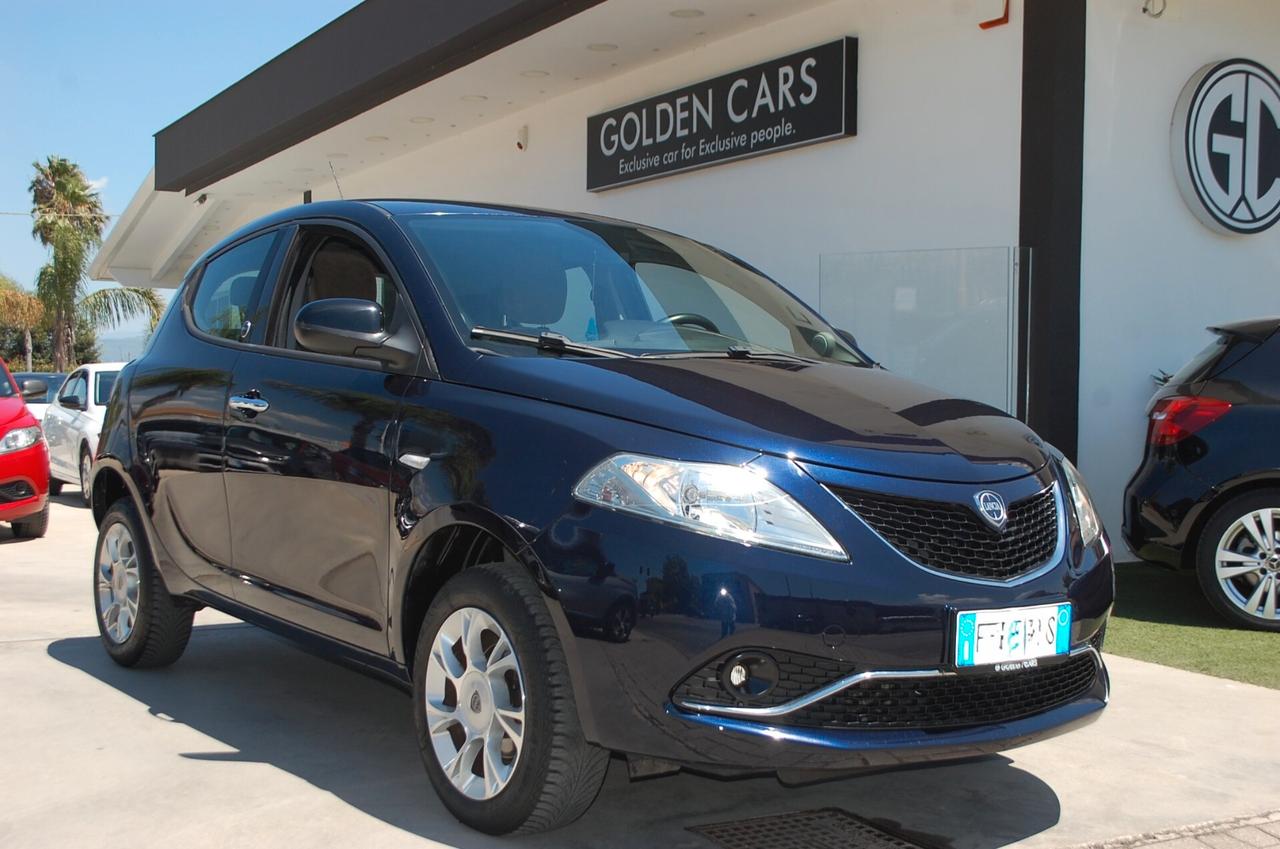 Lancia Ypsilon 900 TwinAir 80CV Gold Ecochic Metano Uff Italy USB