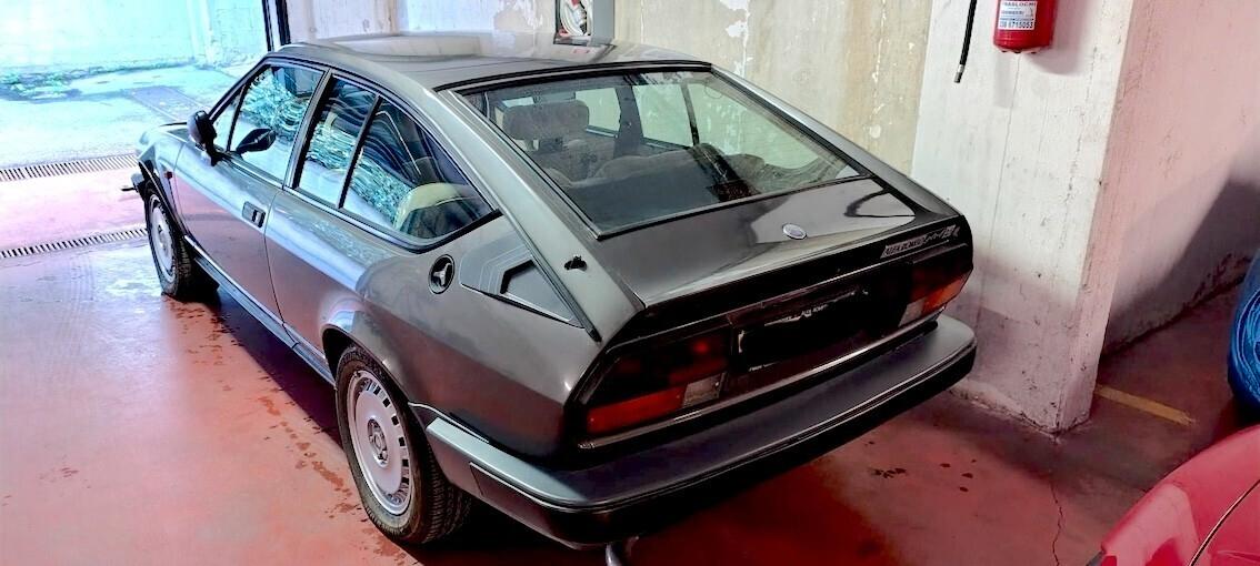 Alfa Romeo Alfetta gtv 2500 v6