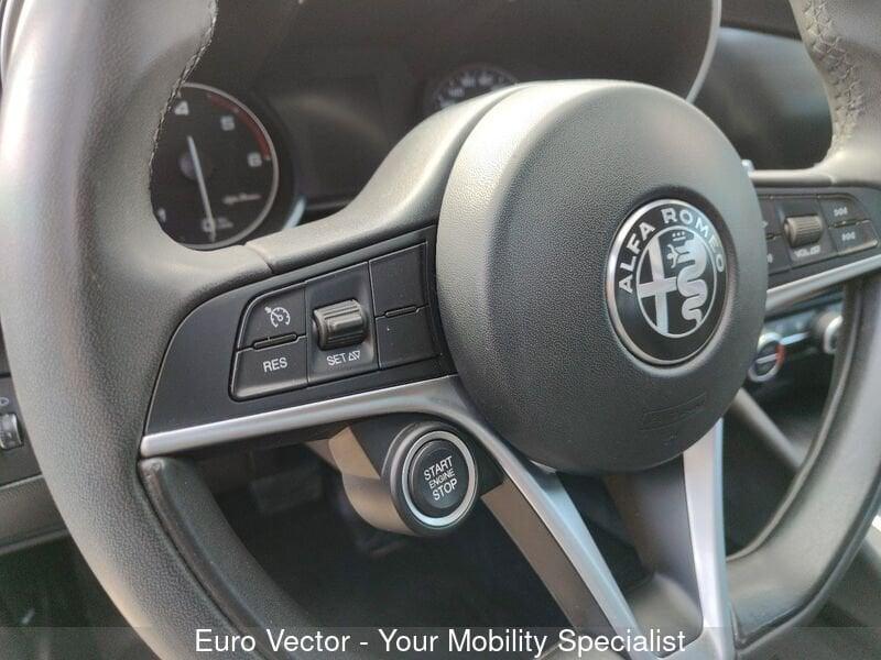 Alfa Romeo Giulia 2.2 Turbodiesel 160 CV AT8 Super