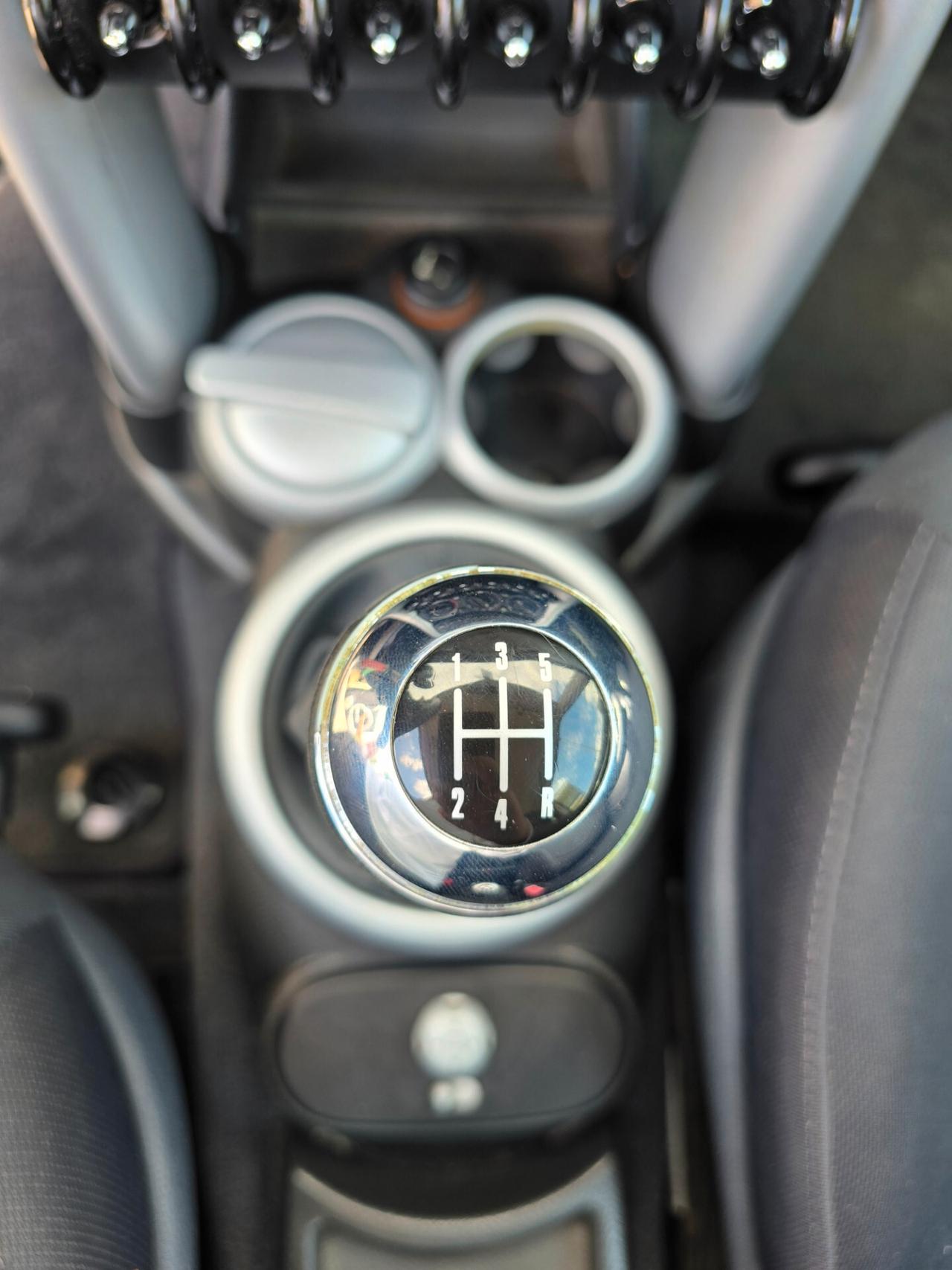 Mini COOPER 1.6 B OK PER NEOPATENTATI