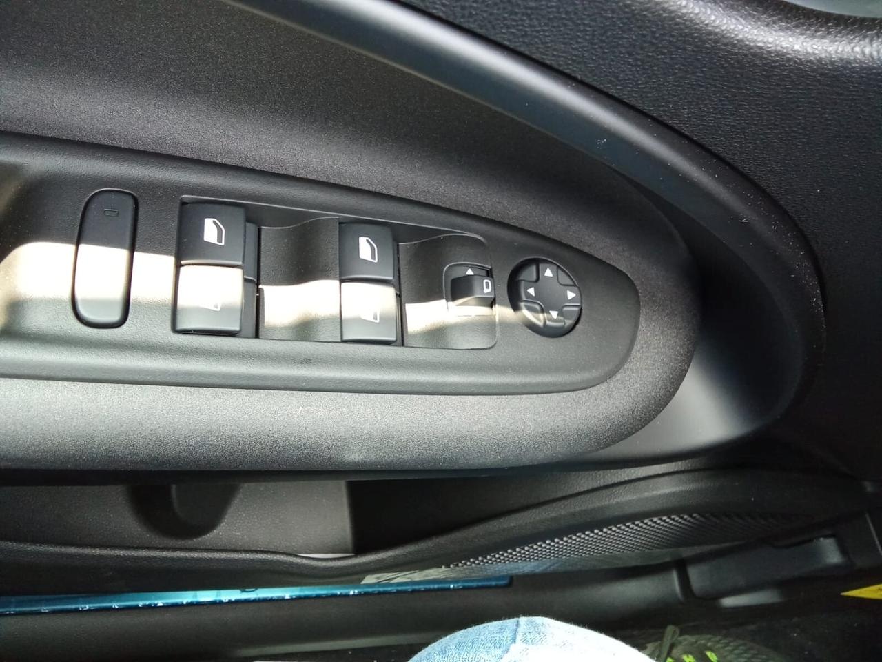 Alfa Romeo Junior 1.2 136 CV Hybrid eDCT6 Speciale