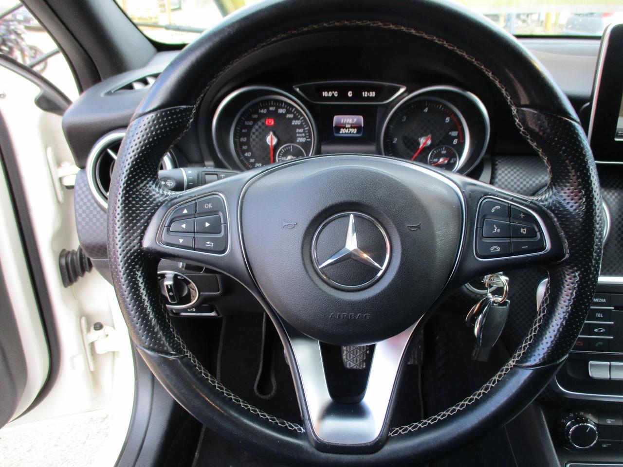 Mercedes-benz A 200 CDI FULL OPT (NAVI,RETROCAMERA)