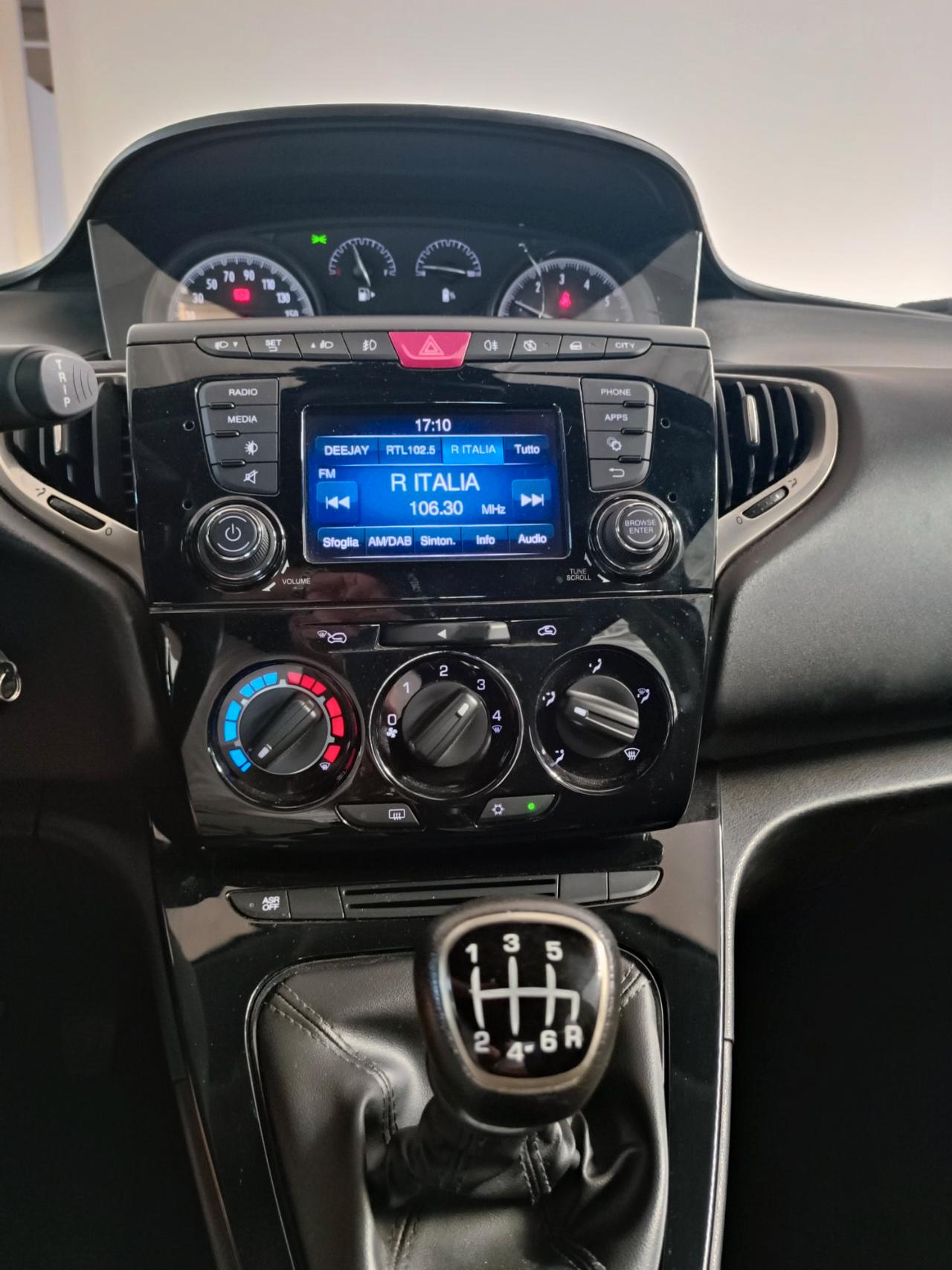 Lancia Ypsilon 5 Porte Ypsilon III 2015 1.0 firefly hybrid Gold s