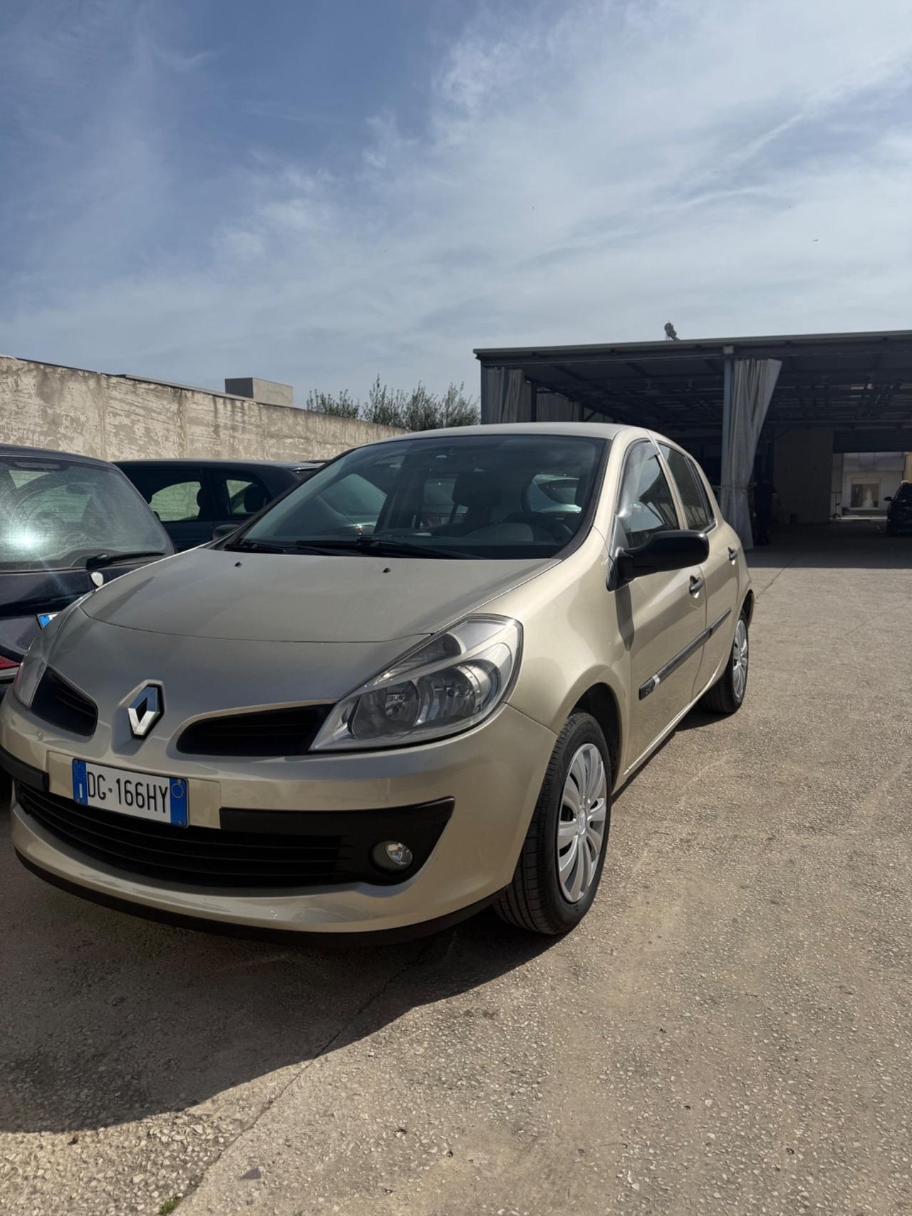 Renault Clio 1.5 dCi 85CV 5 porte Dynamique