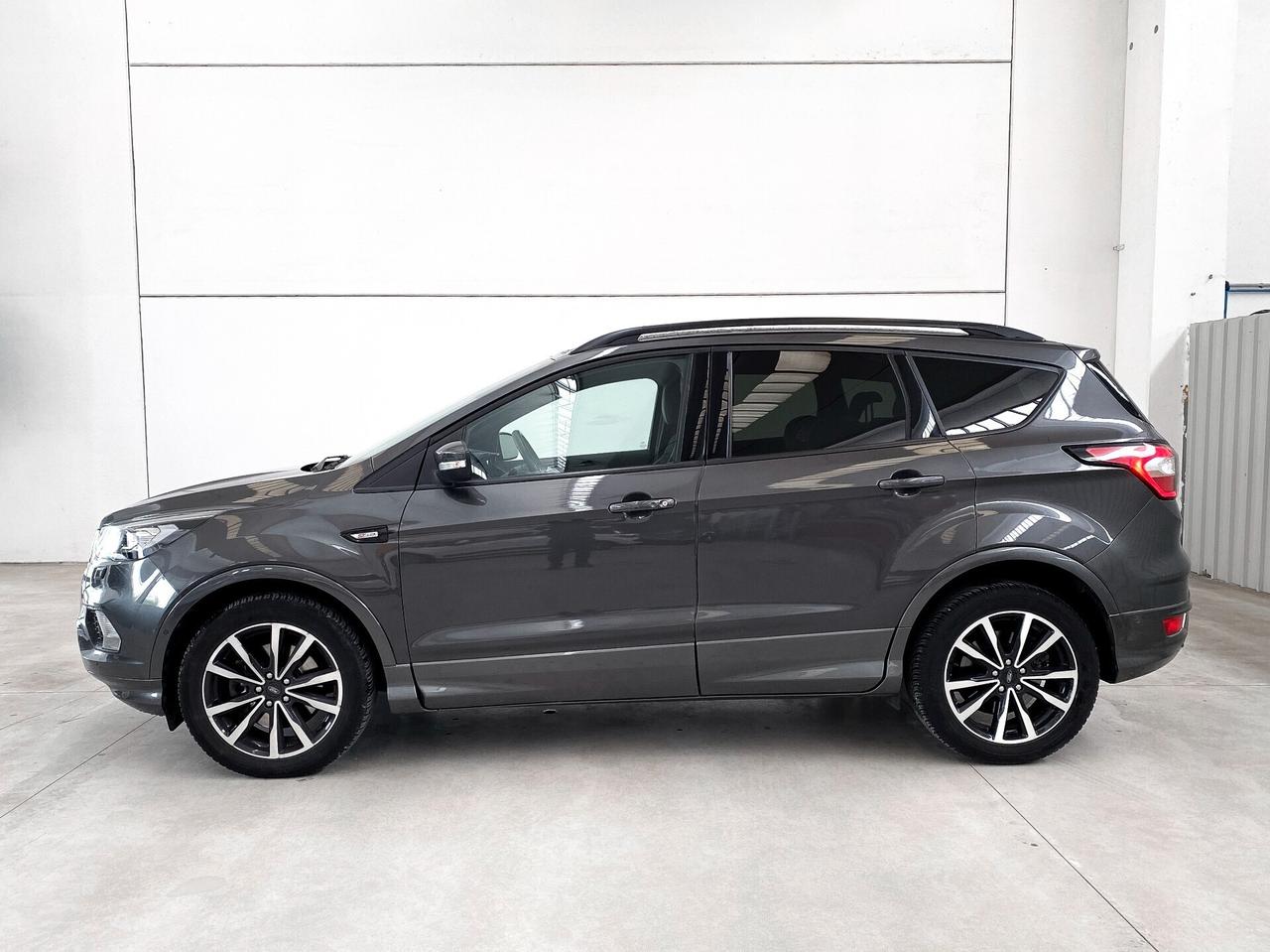 Ford Kuga 1.5 TDCI 120 CV S&S 2WD ST-Line