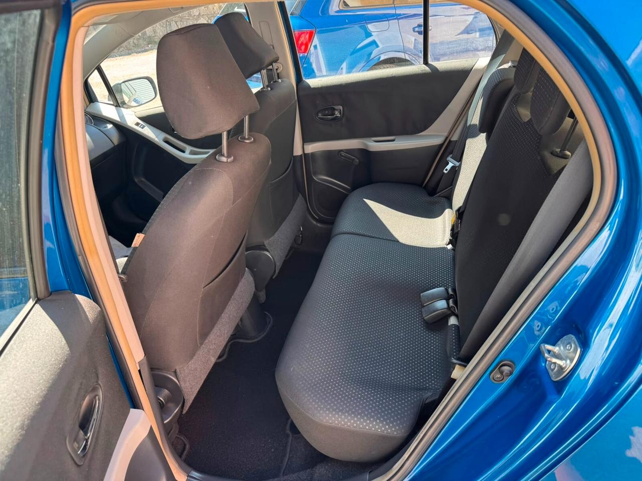Toyota Yaris 1.0 5 porte Sol GARANZIA 1 ANNO