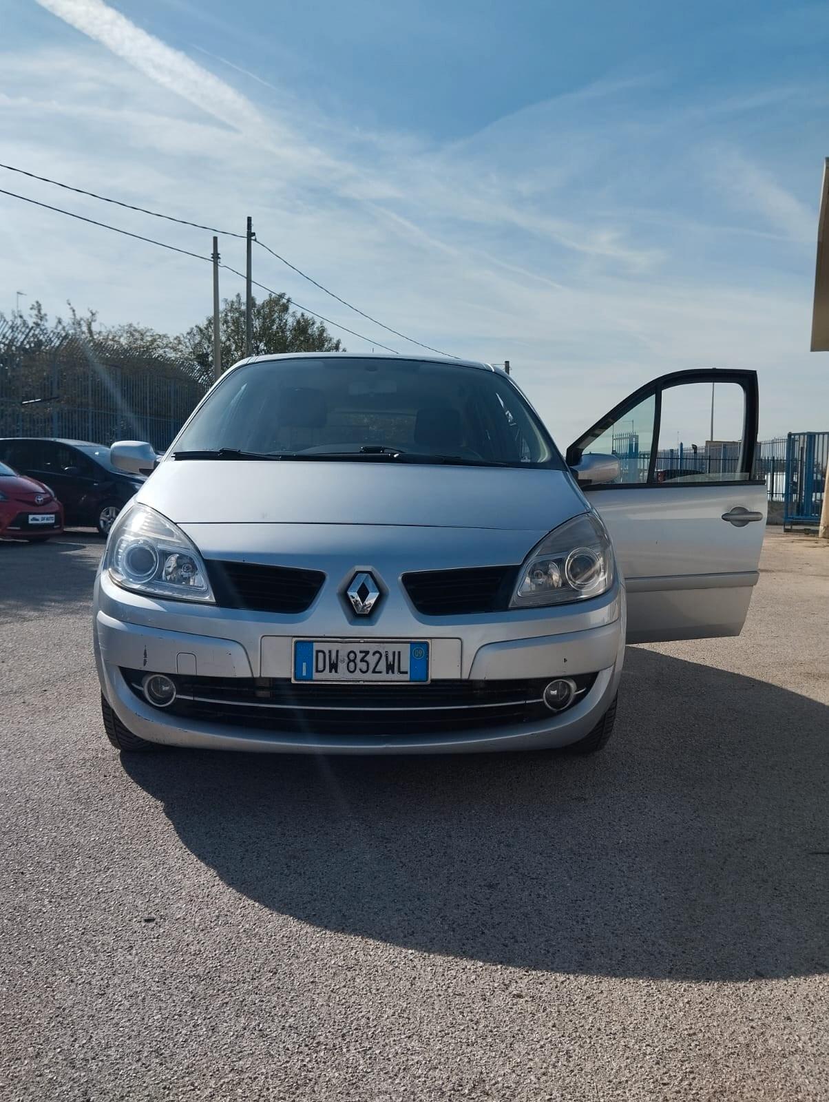 Renault Scenic Scénic 1.5 dCi 105CV SERIE SPECIALE PLAYSTATION PORTABLE