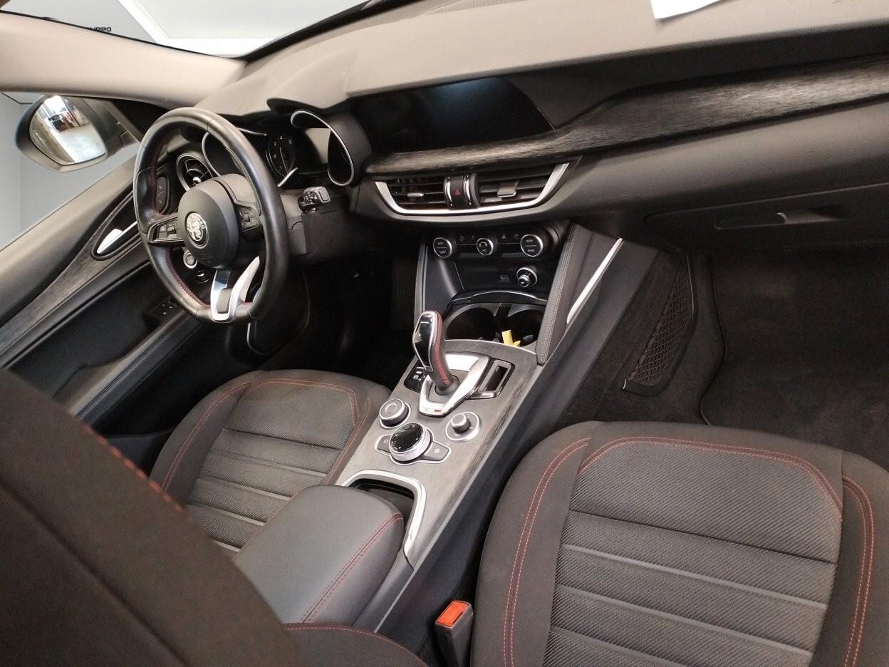 Alfa Romeo Stelvio 2.2 Turbodiesel 190 CV AT8 Q4 Business