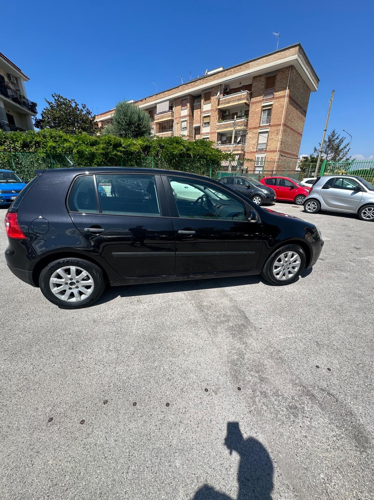 Volkswagen Golf 1.6 5p. Comfortline
