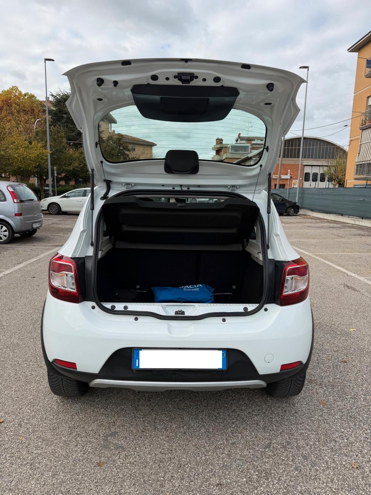 Dacia Sandero Stepway 0.9 GPL - NEOP. - 12 MESI DI GARANZIA -