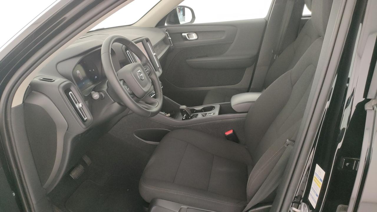 VOLVO XC40 2.0 b3 Essential auto