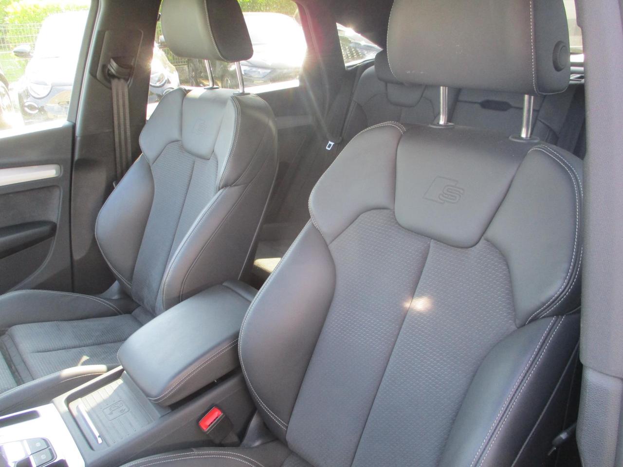 Audi Q5 SPB 40 TDI quattro S tronic Black