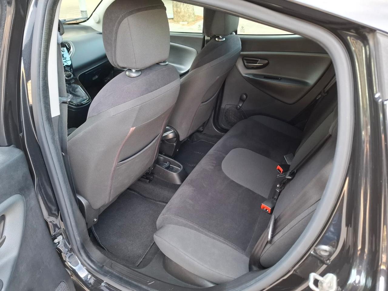 LANCIA YPSILON 1.3 MJT