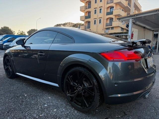 Audi TT COUPE' 2.0 TDI quattro S tronic S line