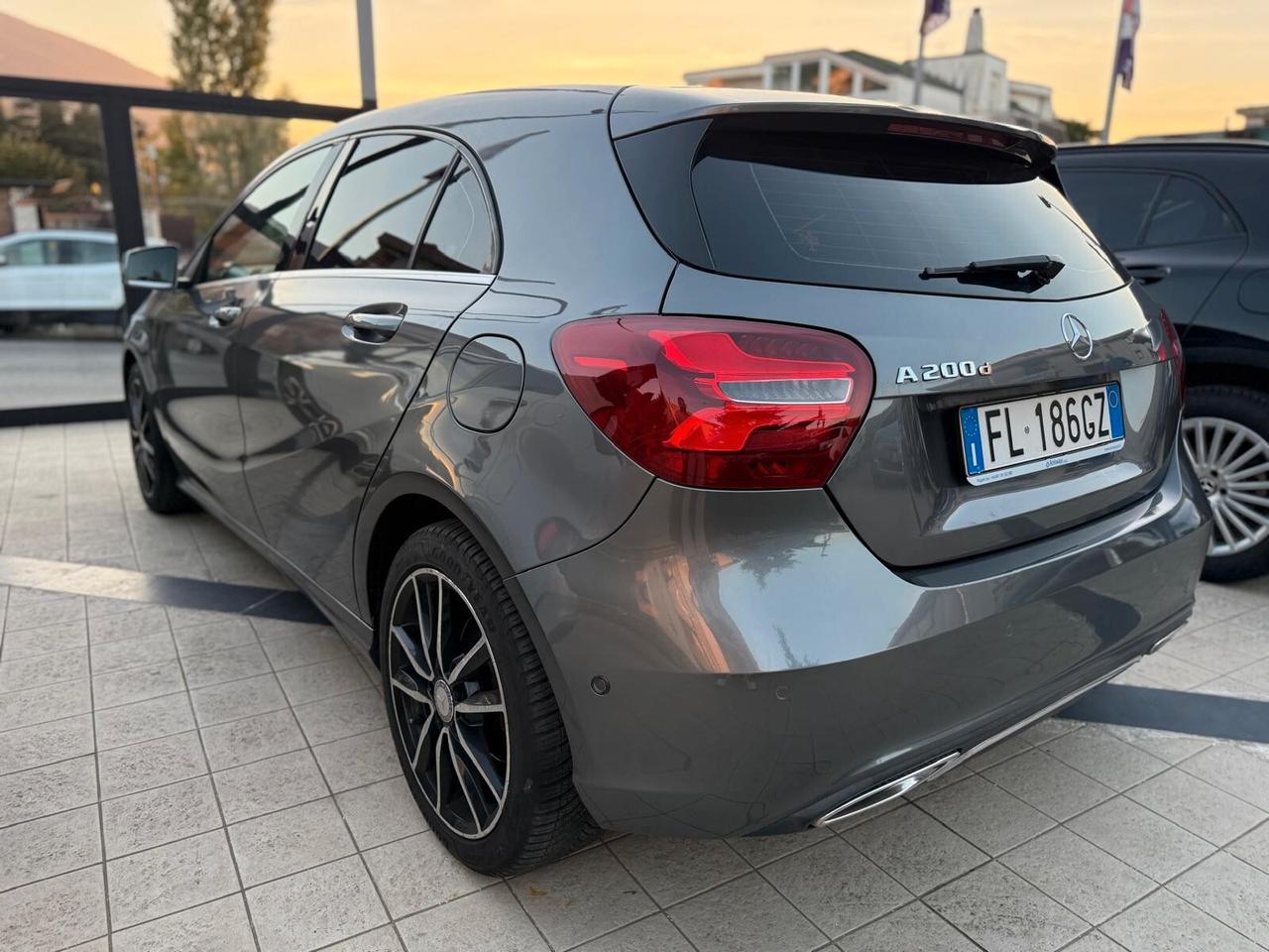 Mercedes-benz A 200 d Automatic 4Matic Premium UNICO PROPRIETARIO