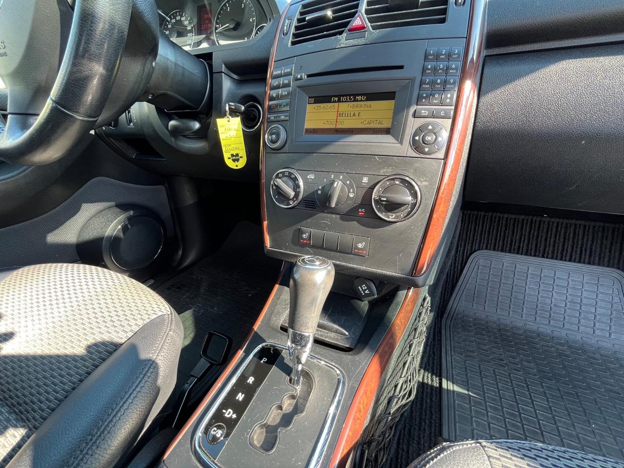 Mercedes-benz A 180 CDI Avantgarde ok Per neopatentato.