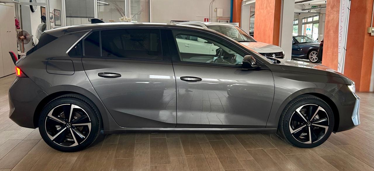 Opel Astra 1.2 Turbo 130 CV Business Elegance