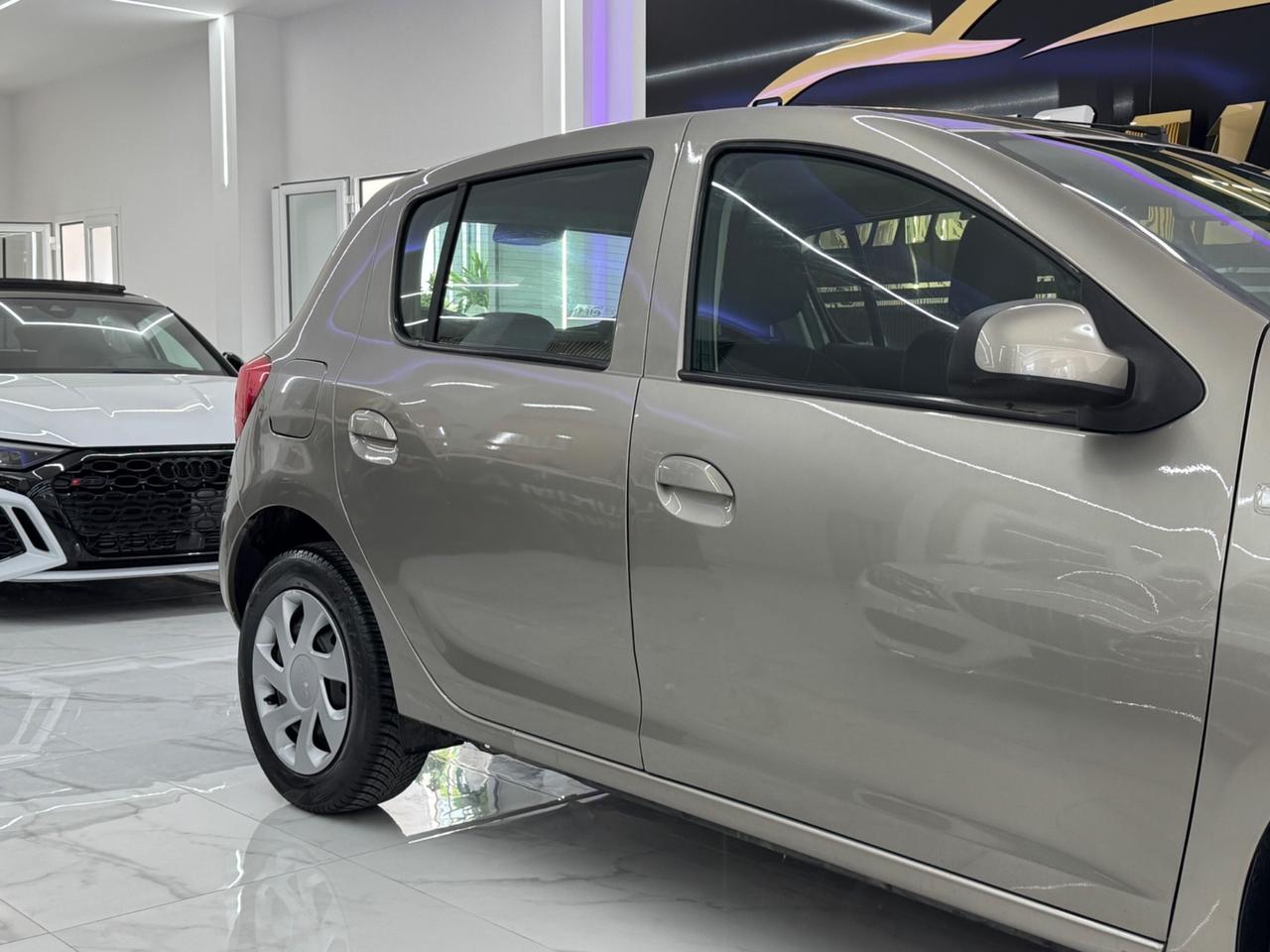 Dacia Sandero 1.2 GPL 75CV Full Optional