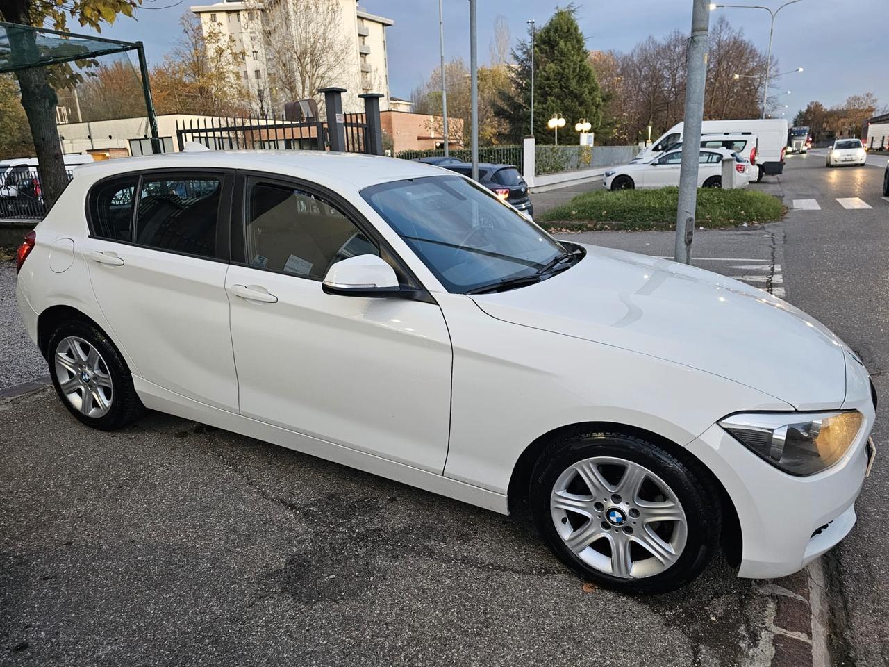 Bmw 116d 115cv Joy*Clima*Cerchi*PDC*Unipro*Euro5*