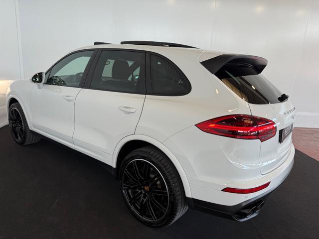 PORSCHE Cayenne 3.0 Diesel Platinum Edition TETTO APRIBILE / R21