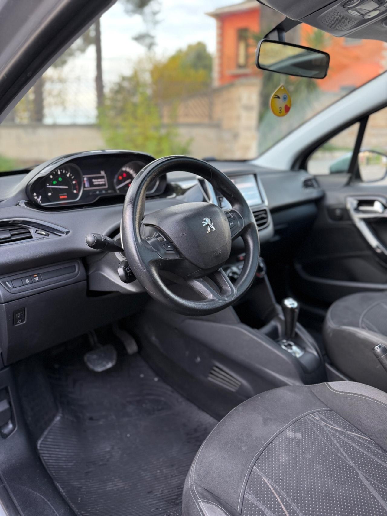 Peugeot 208 1.4 HDi 68 CV 5 porte Mix