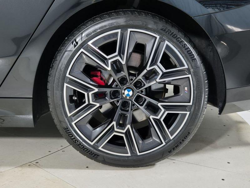 BMW Serie 5 Serie 5 G61 Touring 520d Touring 48V xdrive MSport Pro auto