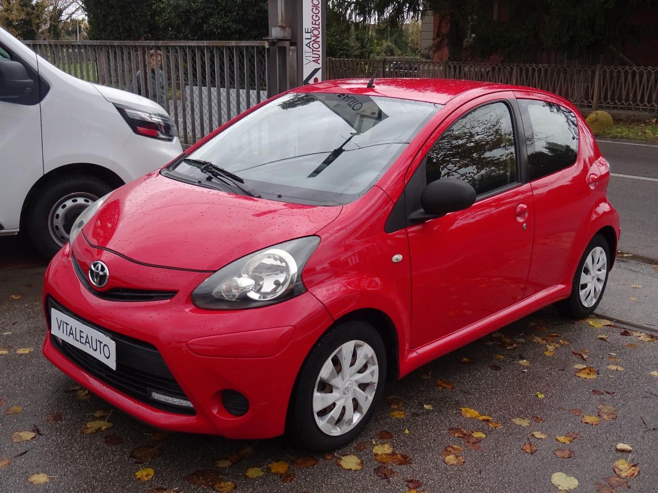 Toyota Aygo 1.0 12V VVT-i 5p Active Connect OK NEOP.