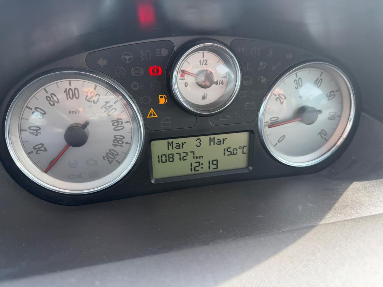 Lancia Ypsilon 1.3 MJT 75 CV Oro Giallo/108.000KM