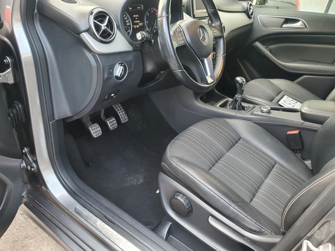 Mercedes-benz B 200 CDI BlueEFFICIENCY Premium