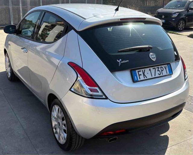 LANCIA Ypsilon 1.2 69 CV 5 porte GPL Gold