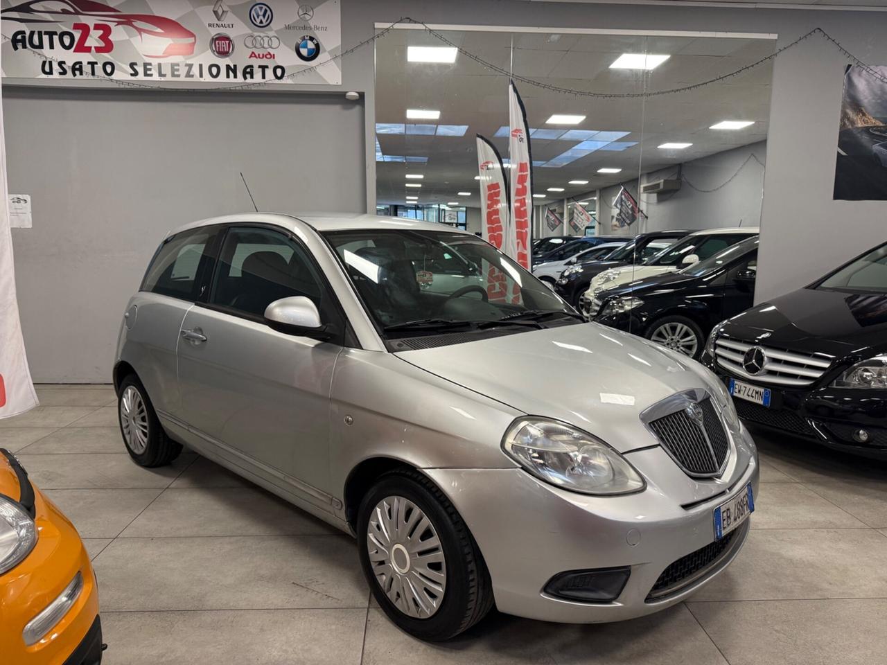 Lancia Ypsilon 1.2 Platino 60CV Ok Neopatentati