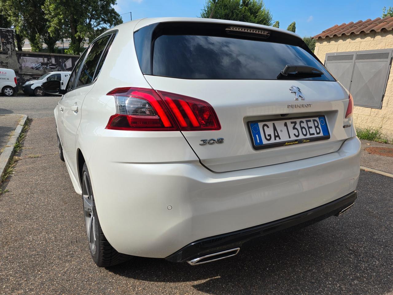 Peugeot 308 BlueHDi 130 GT Line Automatica