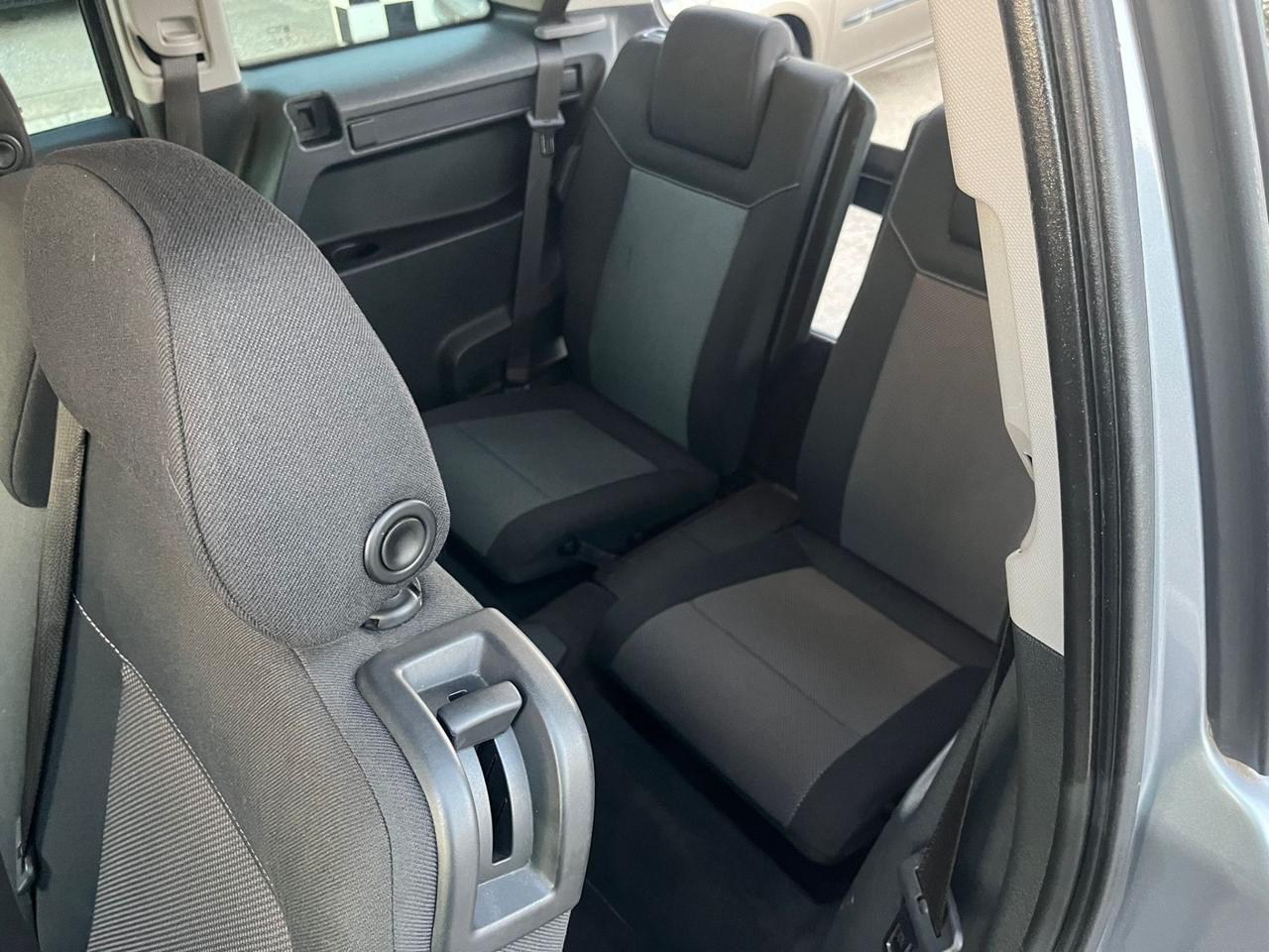 Opel Zafira 1.8 GPL-TECH Cosmo Unipro 2010