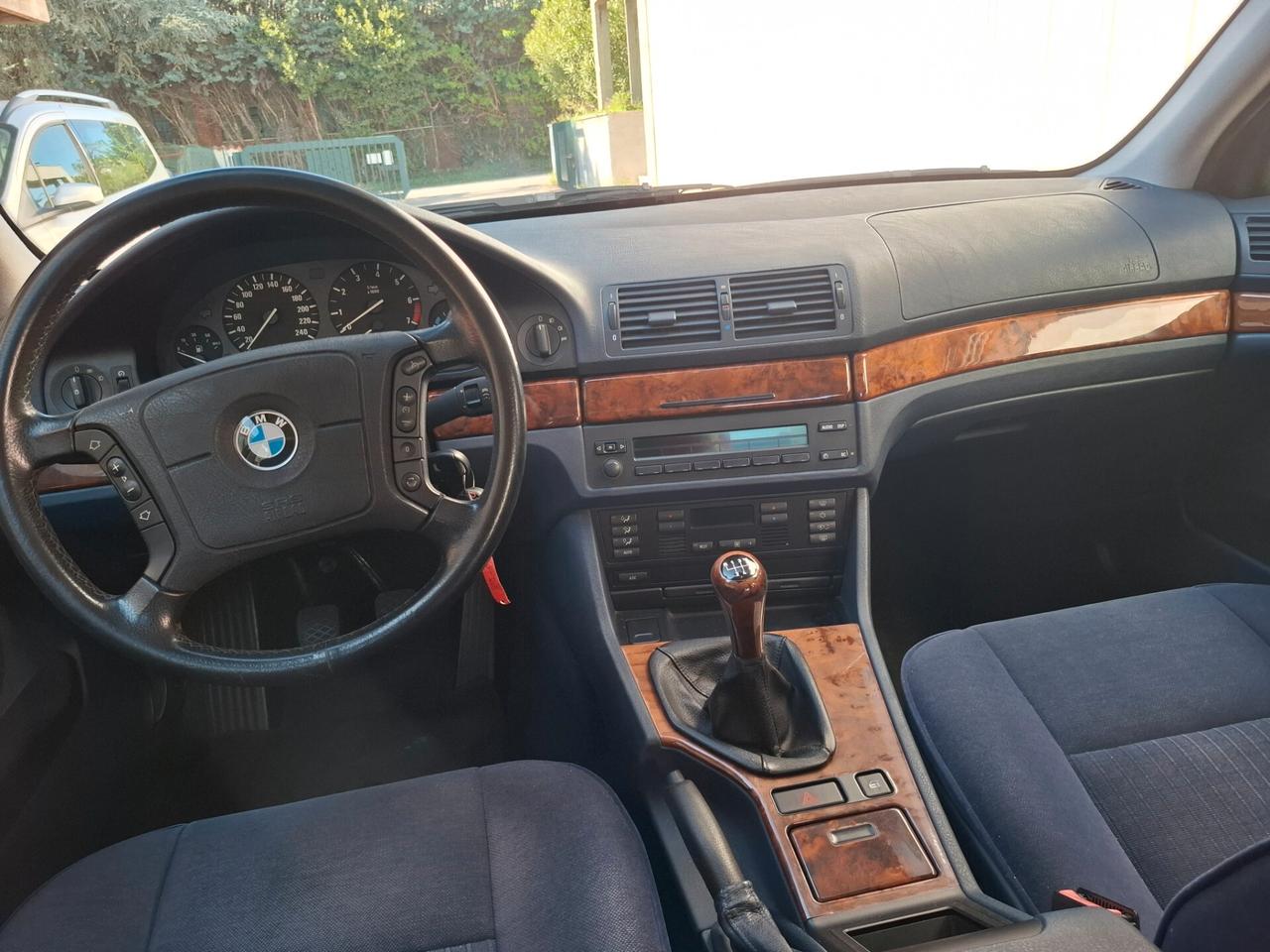 Bmw 520i 24V e39