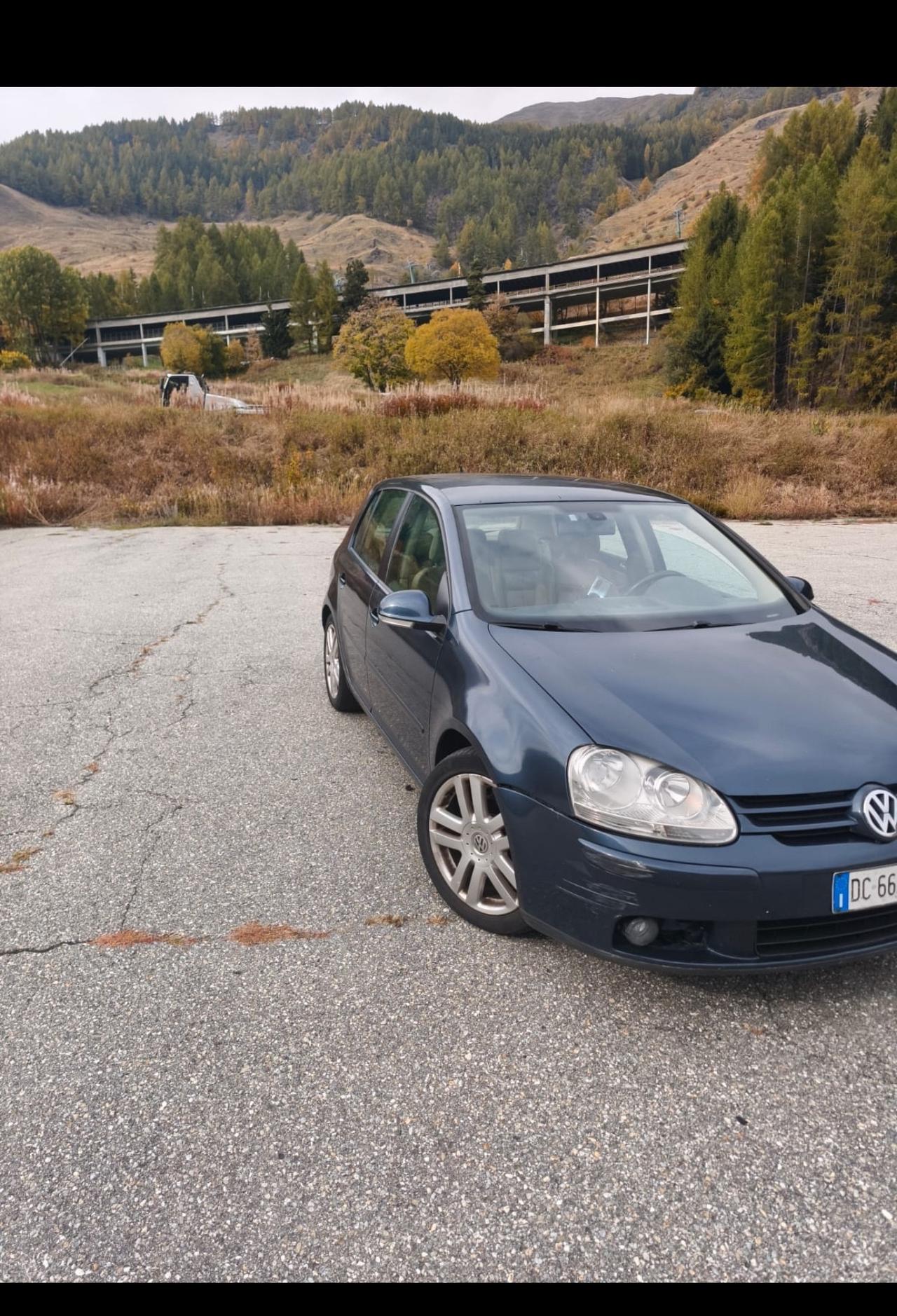 Volkswagen Golf 2.0 TDI 140cv