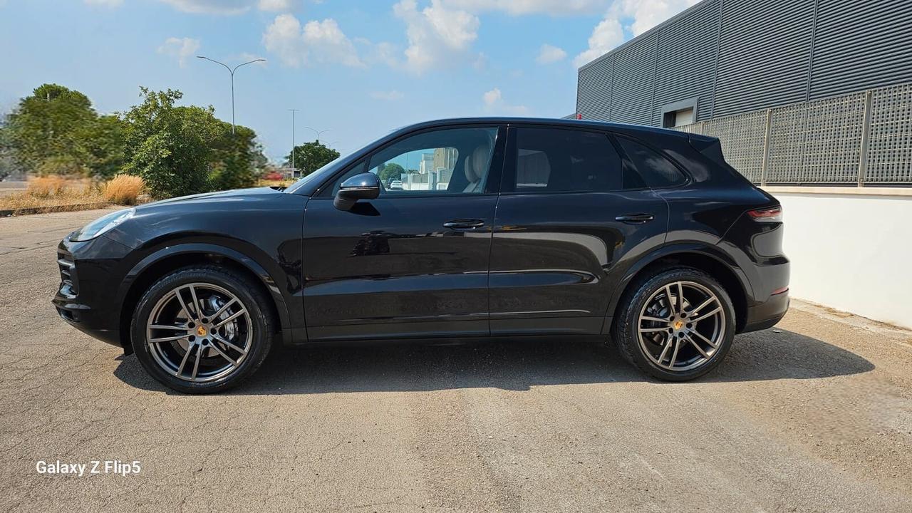 Porsche Cayenne 3.0 V6 iva esposta TETTO APRIBILE- PELLE TOTALE- SEDILI RISCALDABILI FULL OPTIONAL