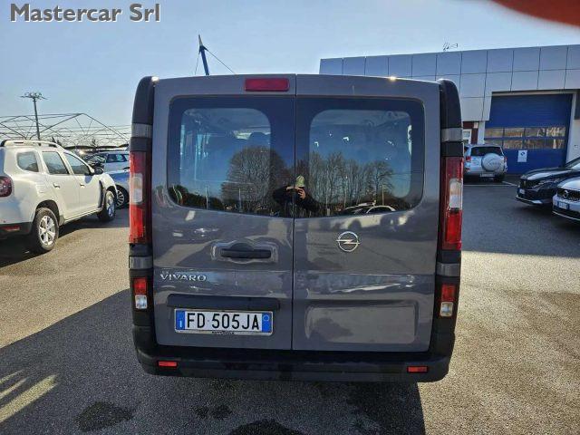 OPEL Vivaro 1.6 CDTI 95CV 9 posti - targa FD505JA