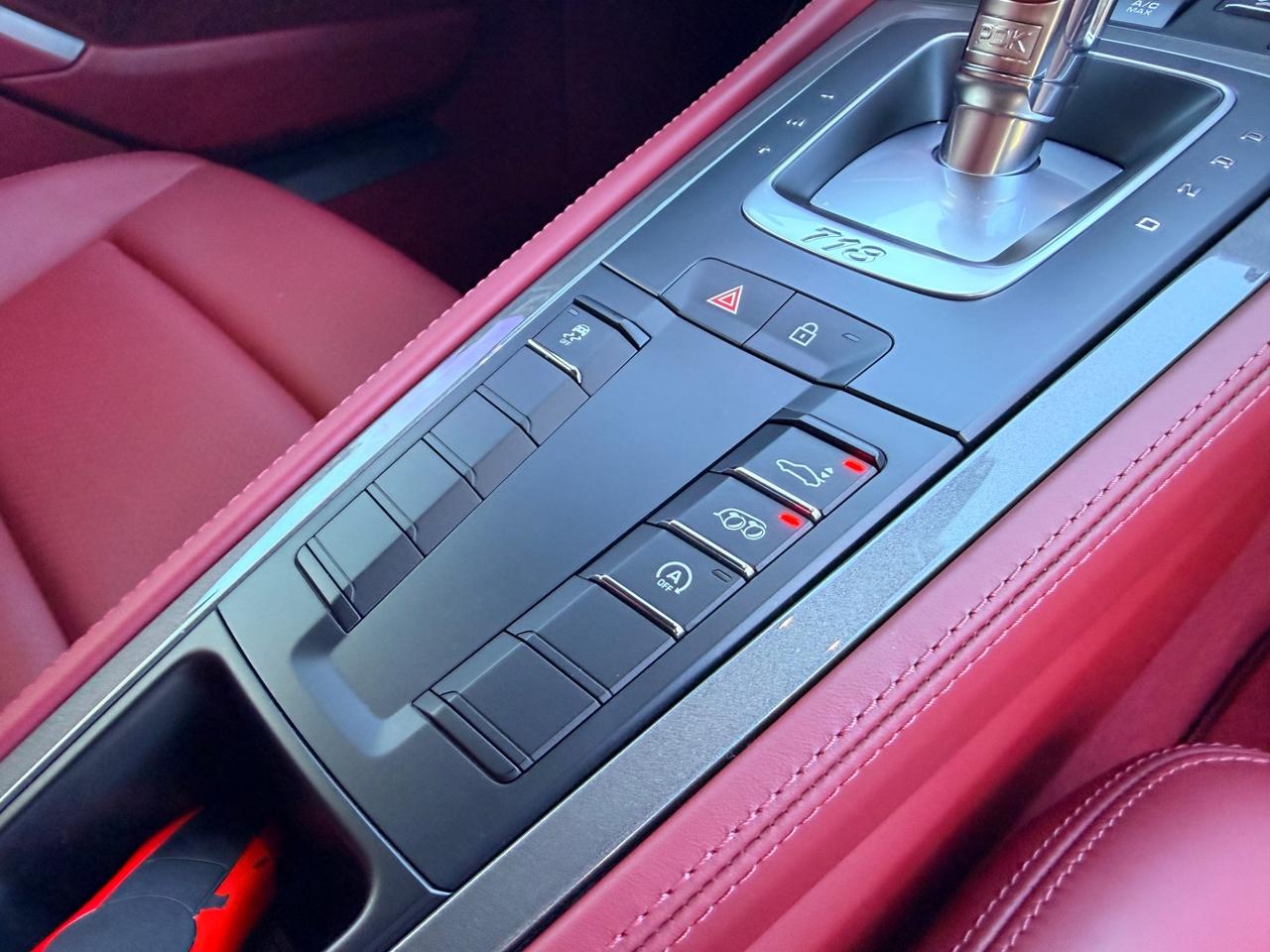 Porsche 718 Spyder Cayman 2.0 300cv uni pro ita