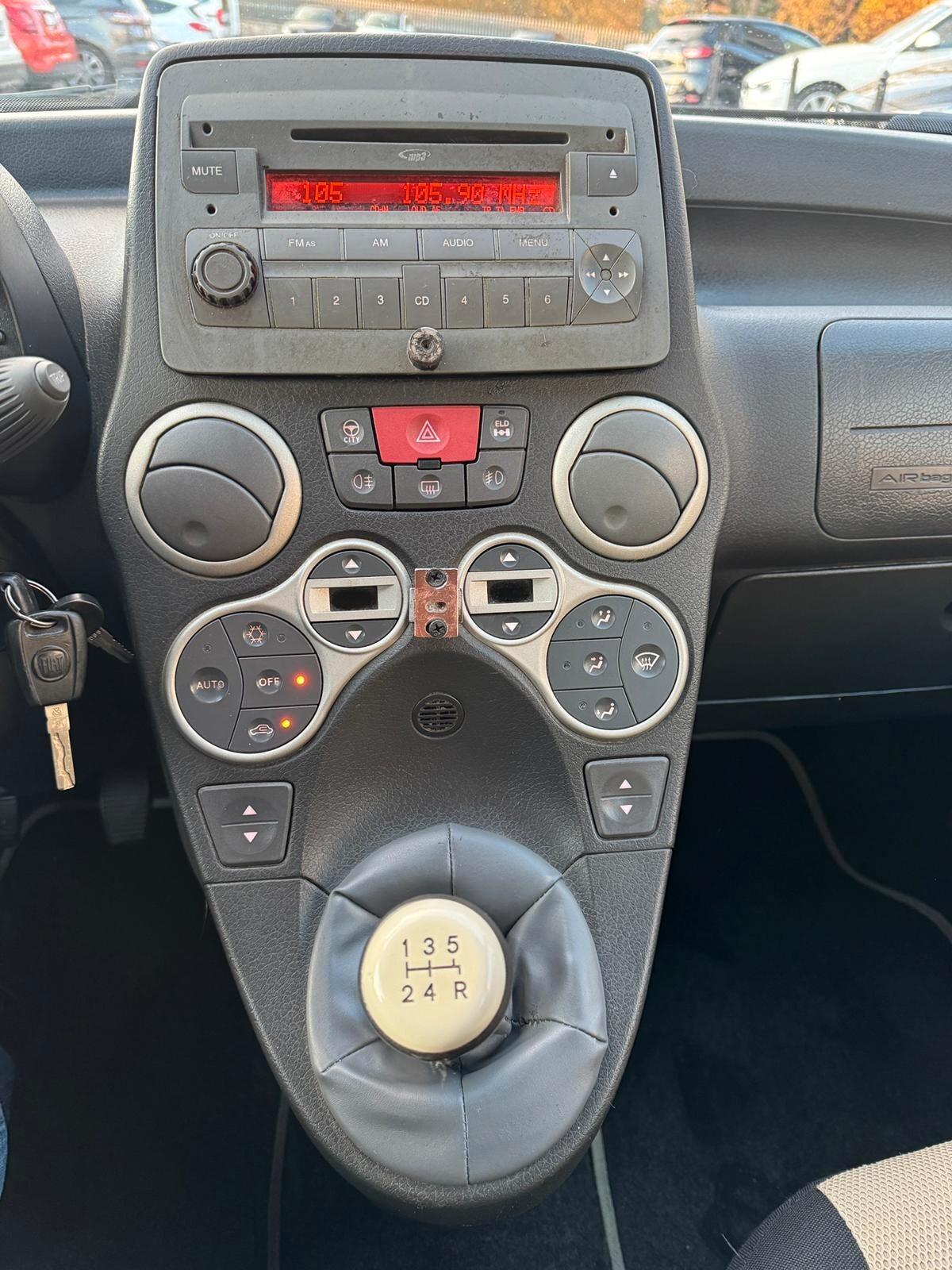 Fiat Panda 2011 1.3 mjt 16v Cross 4x4 75cv*GANCIO TRAINO*