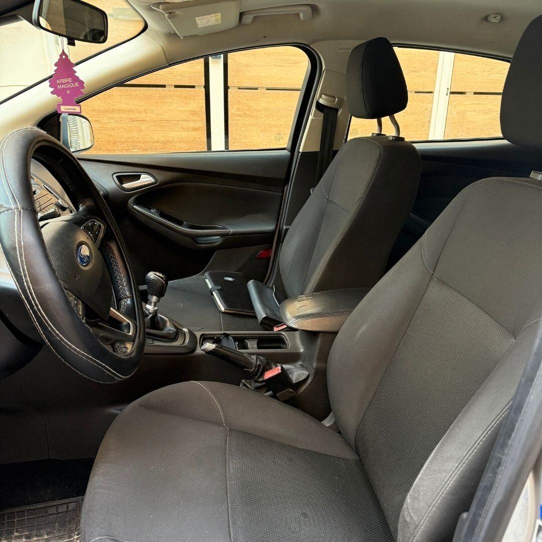 Ford Focus 1.5 TDCi 120 CV