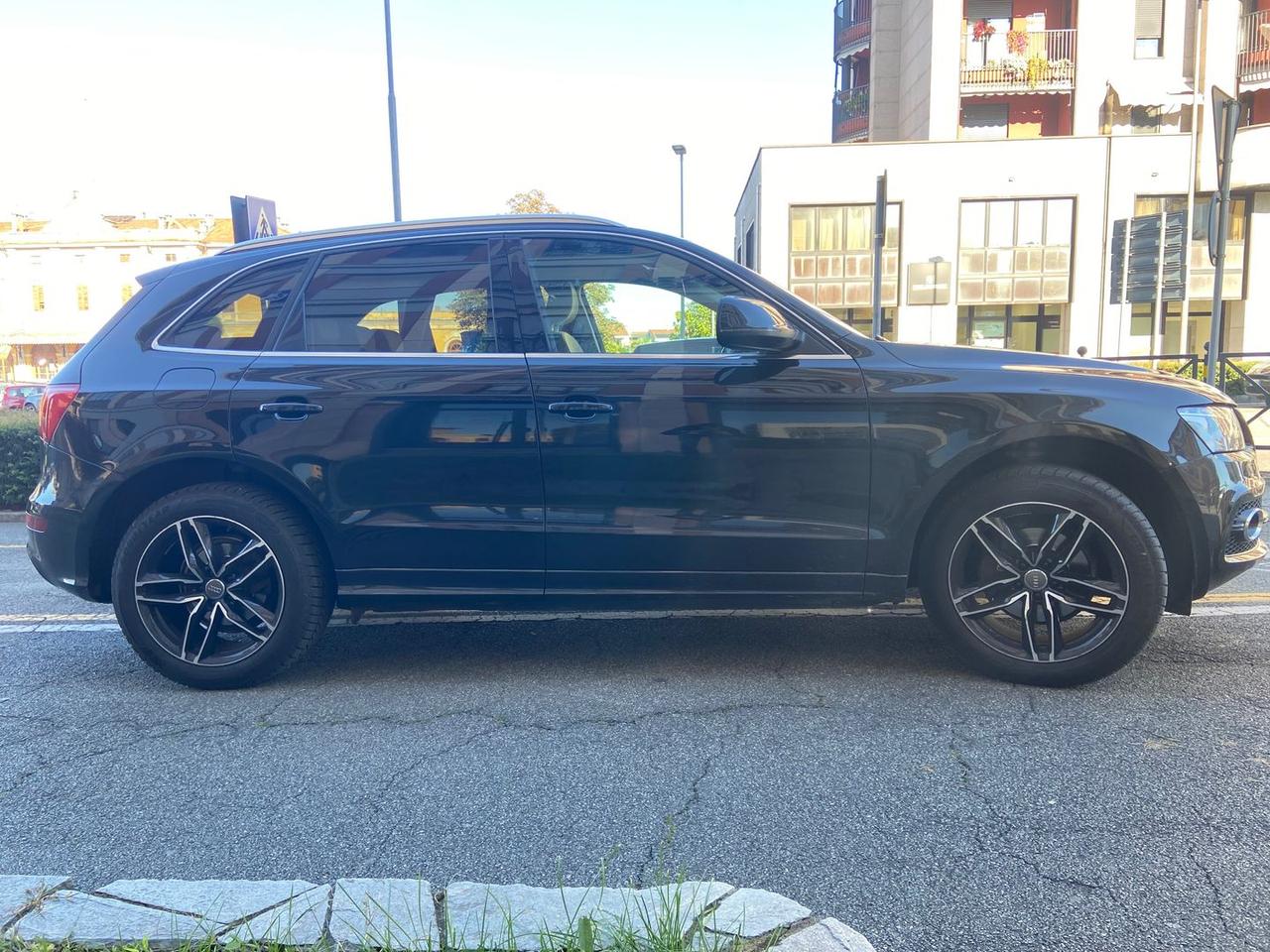 Audi Q5 Advanced Plus 2.0 TDI DPF