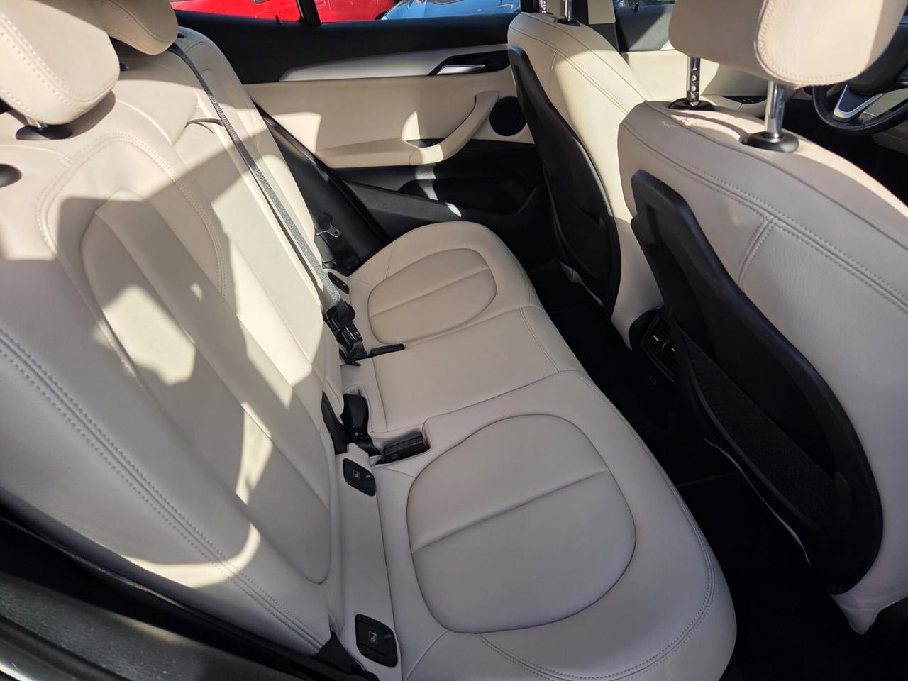 Bmw X2 xDrive20d Business-X - DA VETRINA