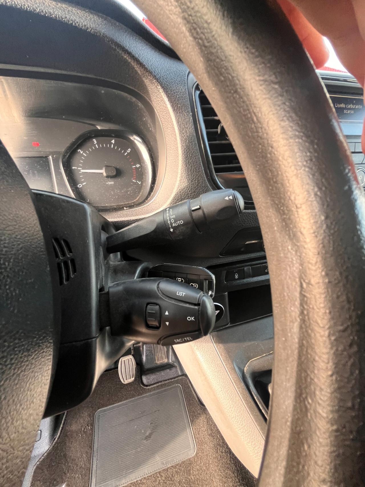 PEUGEOT EXPERT PREMIUM BlueHDi 100 S&S LONG FURGONE